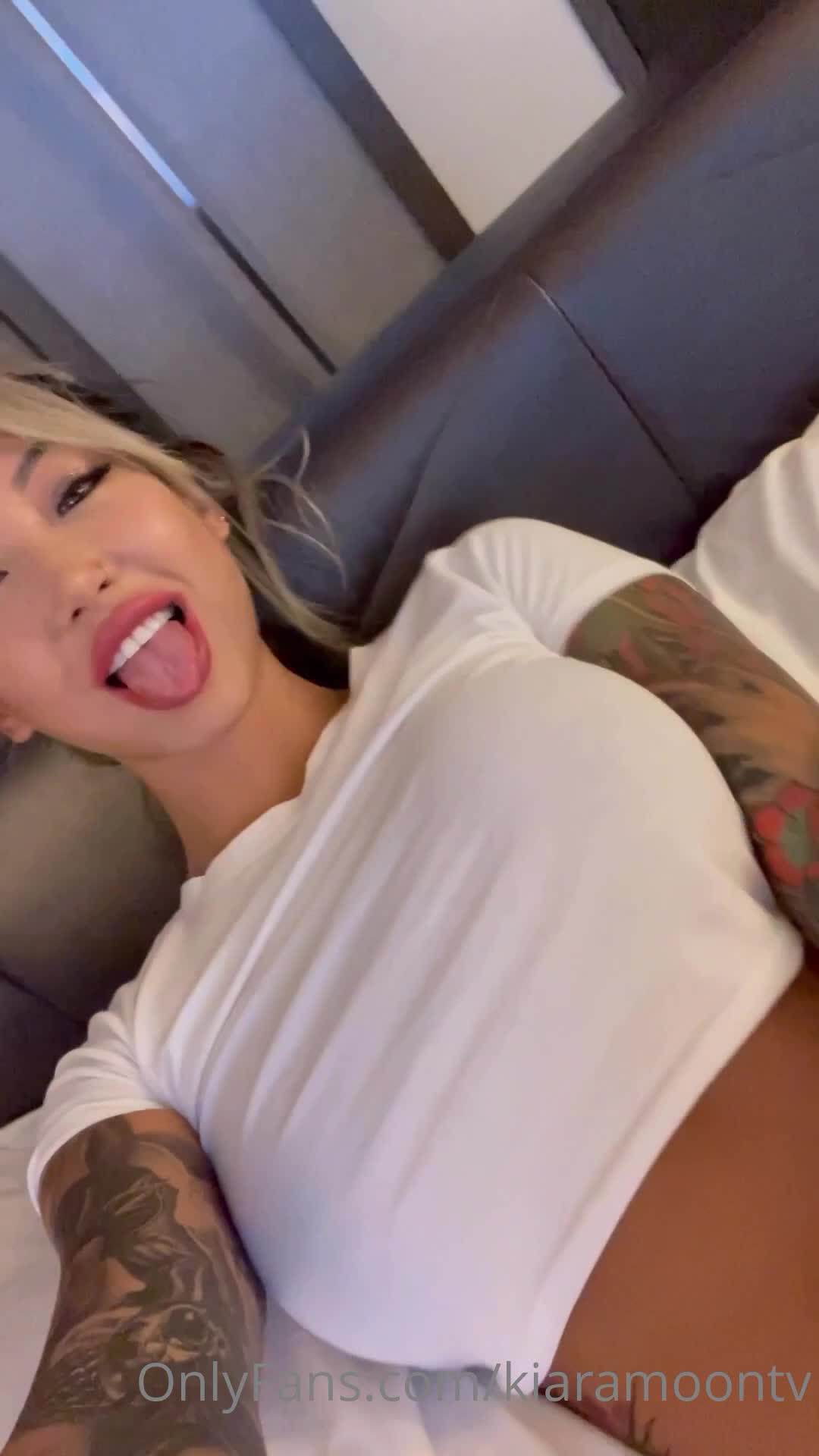 Video 1153191 from Kiara Moon