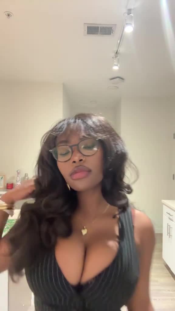 Video 1153602 from Memomky69