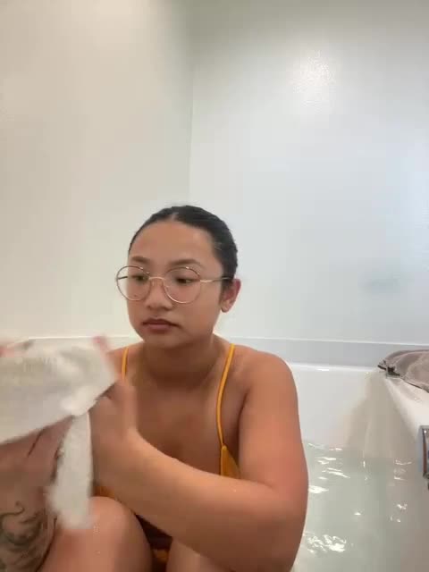 Video 1154773 from Tiiieeen