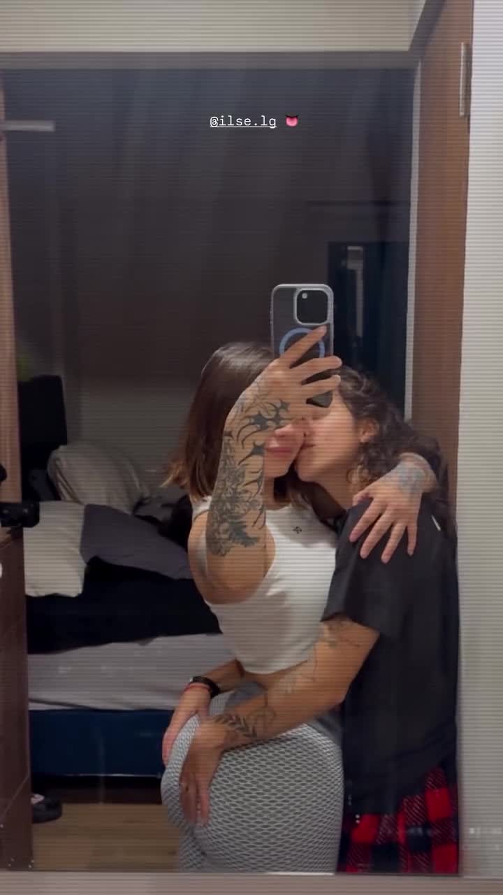 Video 1154793 from Valeria Vidal/ ValeriaViz/ Valeriaalejandravv