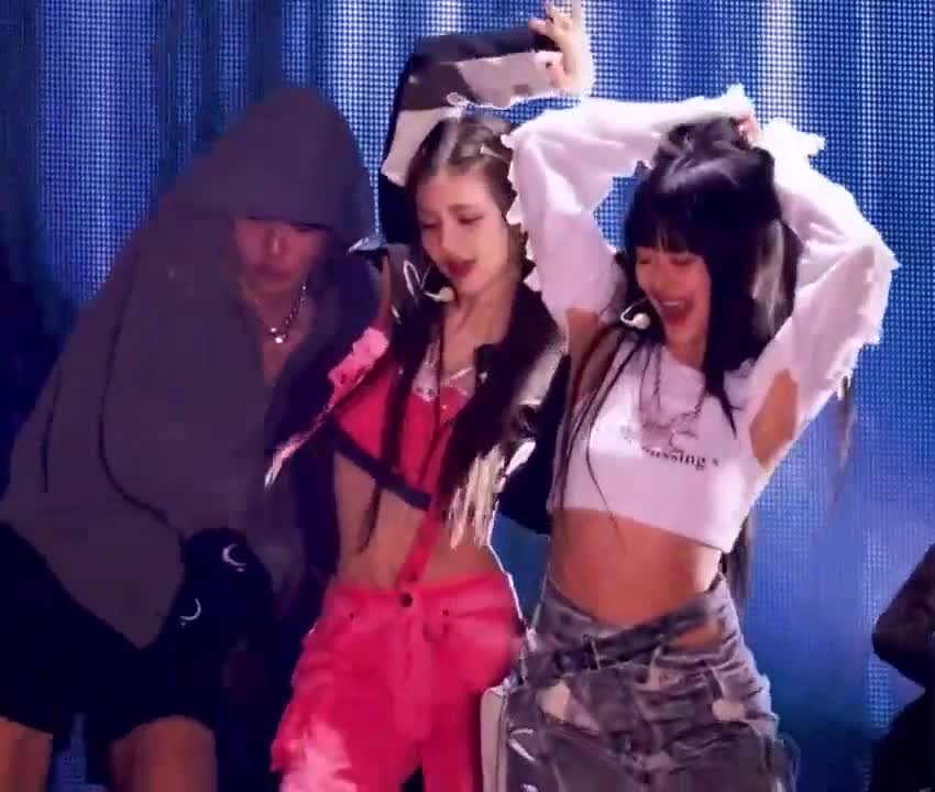 Video 1155196 from Hanni Pham / Hanni newjeans