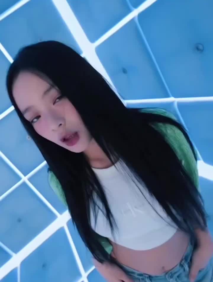 Video 1155249 from Hanni Pham / Hanni newjeans