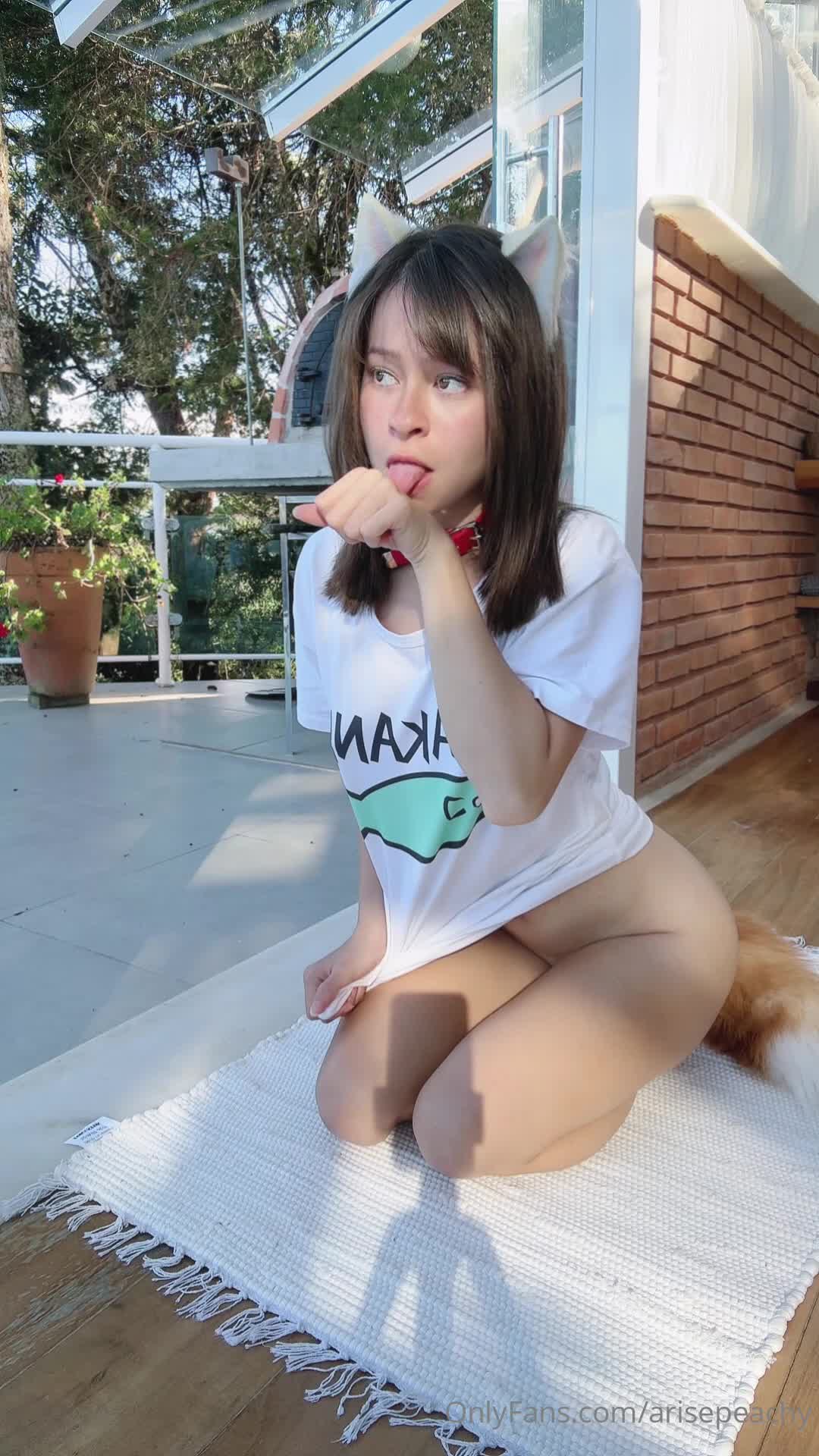 Video 1155869 from Arise Peachy