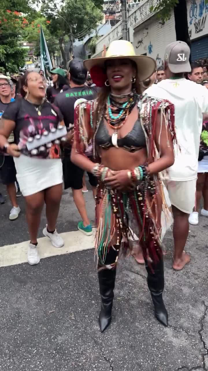 Video 1156386 from IZA