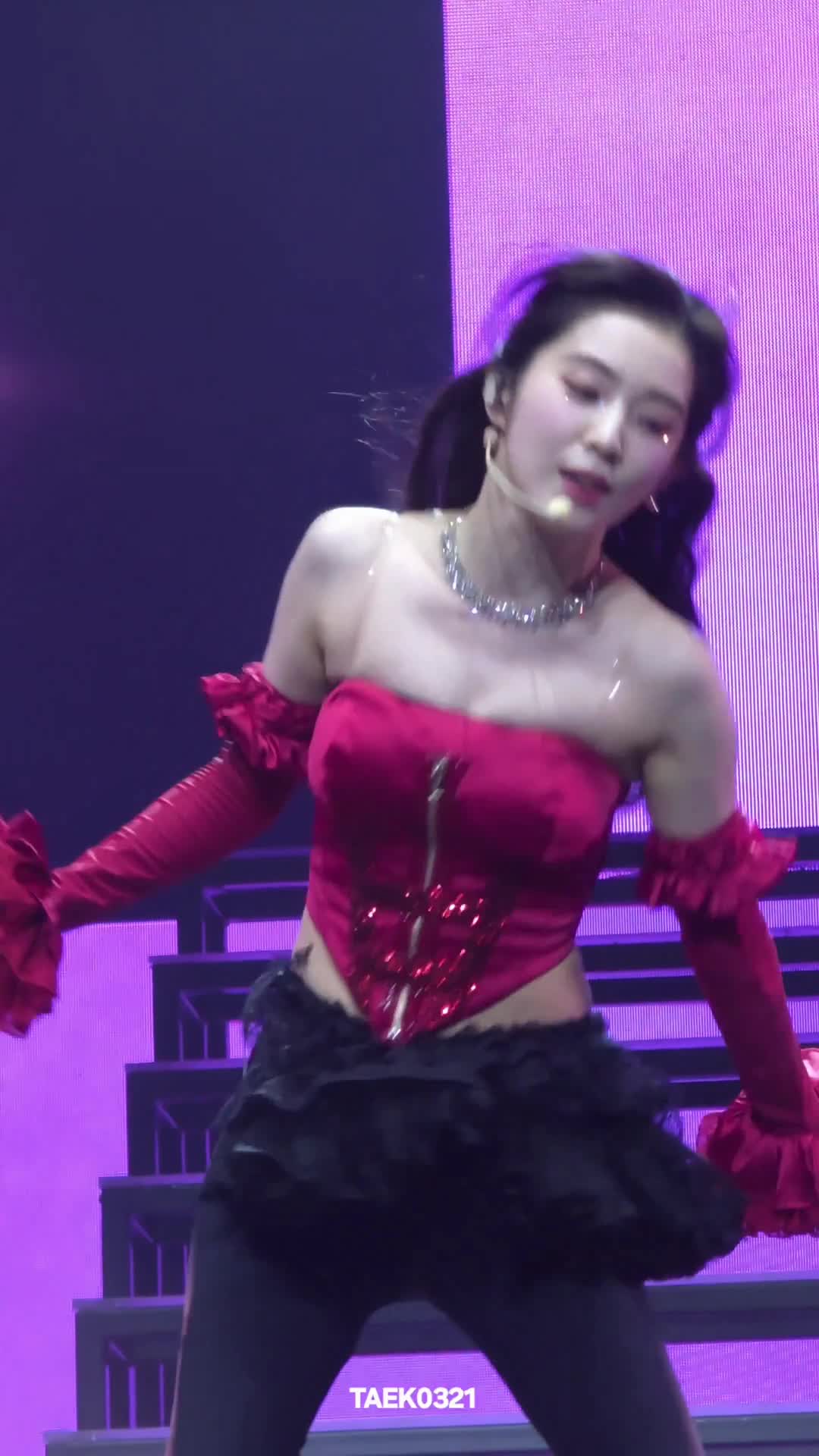 Video 1156422 from Irene | Red Velvet