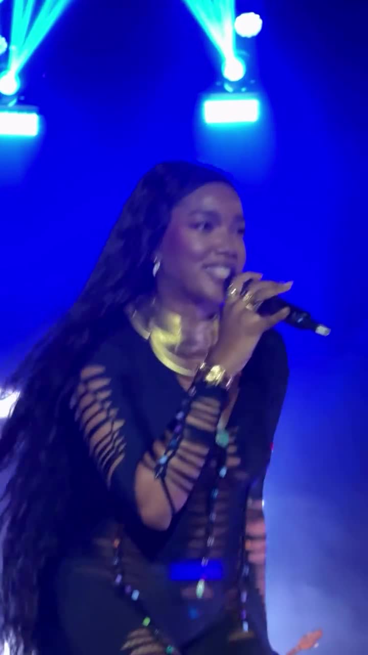 Video 1157057 from IZA