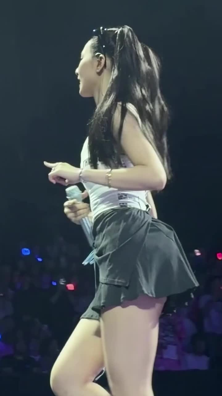 Video 1157659 from Tzuyu (Chiu Chú-jû) | Twice