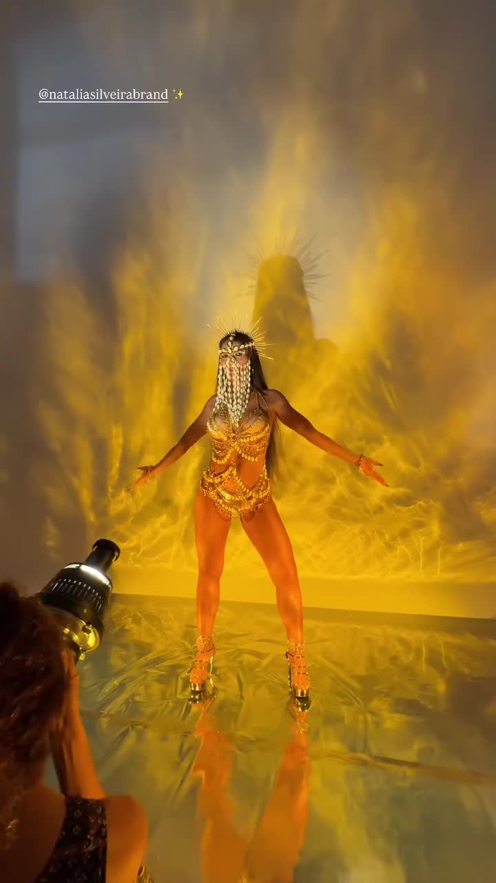 Video 1160494 from Fernanda Lacerda | Mendigata