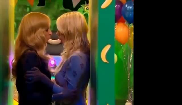 Video 1162001 from Holly Willoughby
