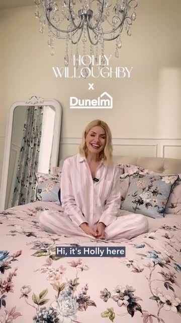Video 1162009 from Holly Willoughby