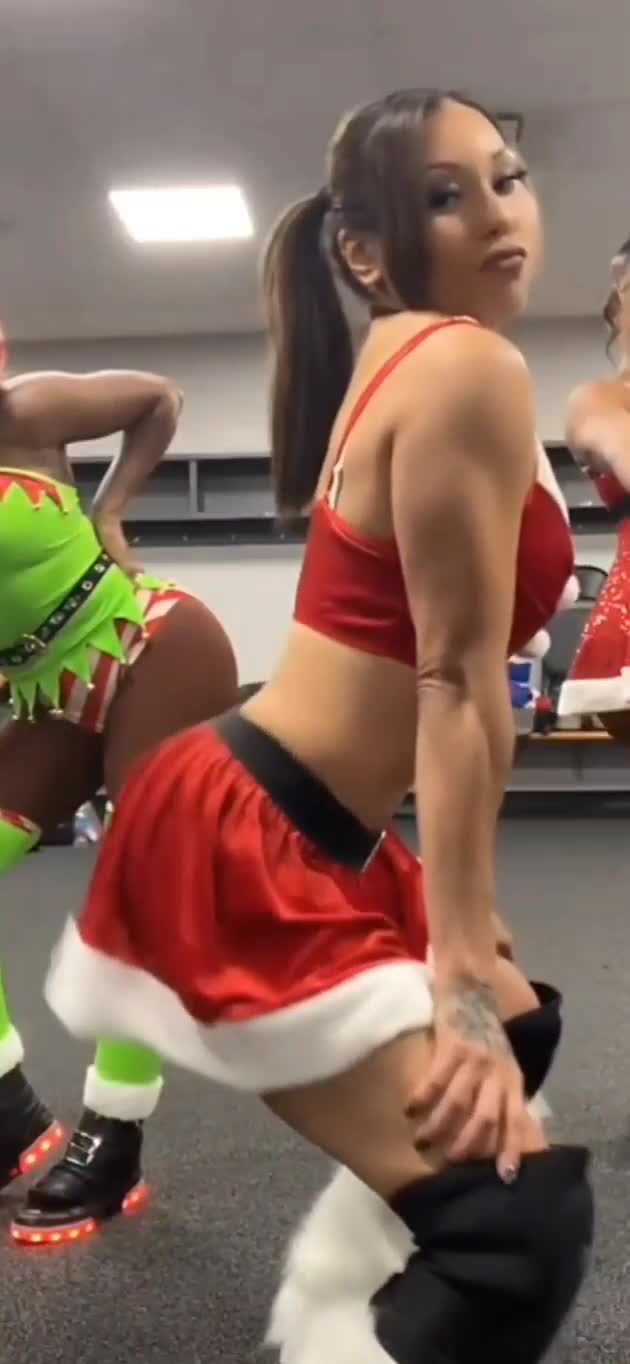 Video 1162106 from Mia Yim