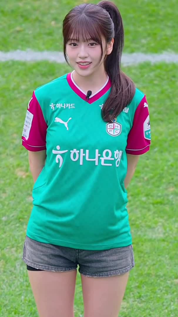 Video 1163185 from An Yujin 안유진 | YUJIN
