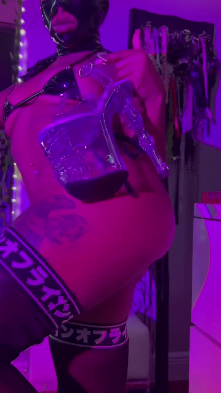 Video 1163426 from Priestess Doll / helll.doll / HelllDoll_