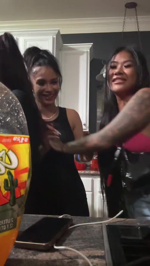 Video 1163861 from Heathersijalbo / yourfavflip