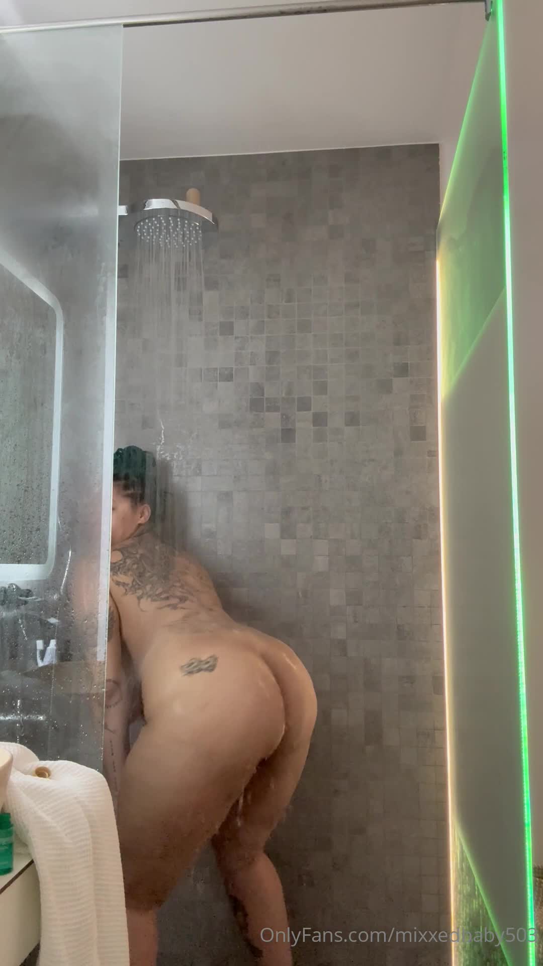 Video 1166300 from mixxedbaby503