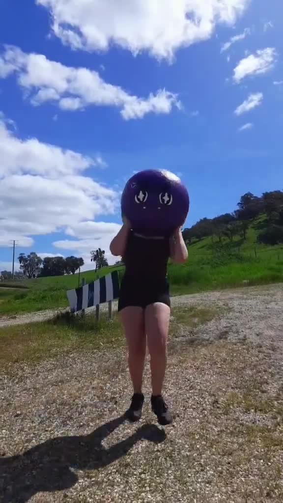 Video 1166541 from MILLYMON / MILLYMONVT / Carmilllia