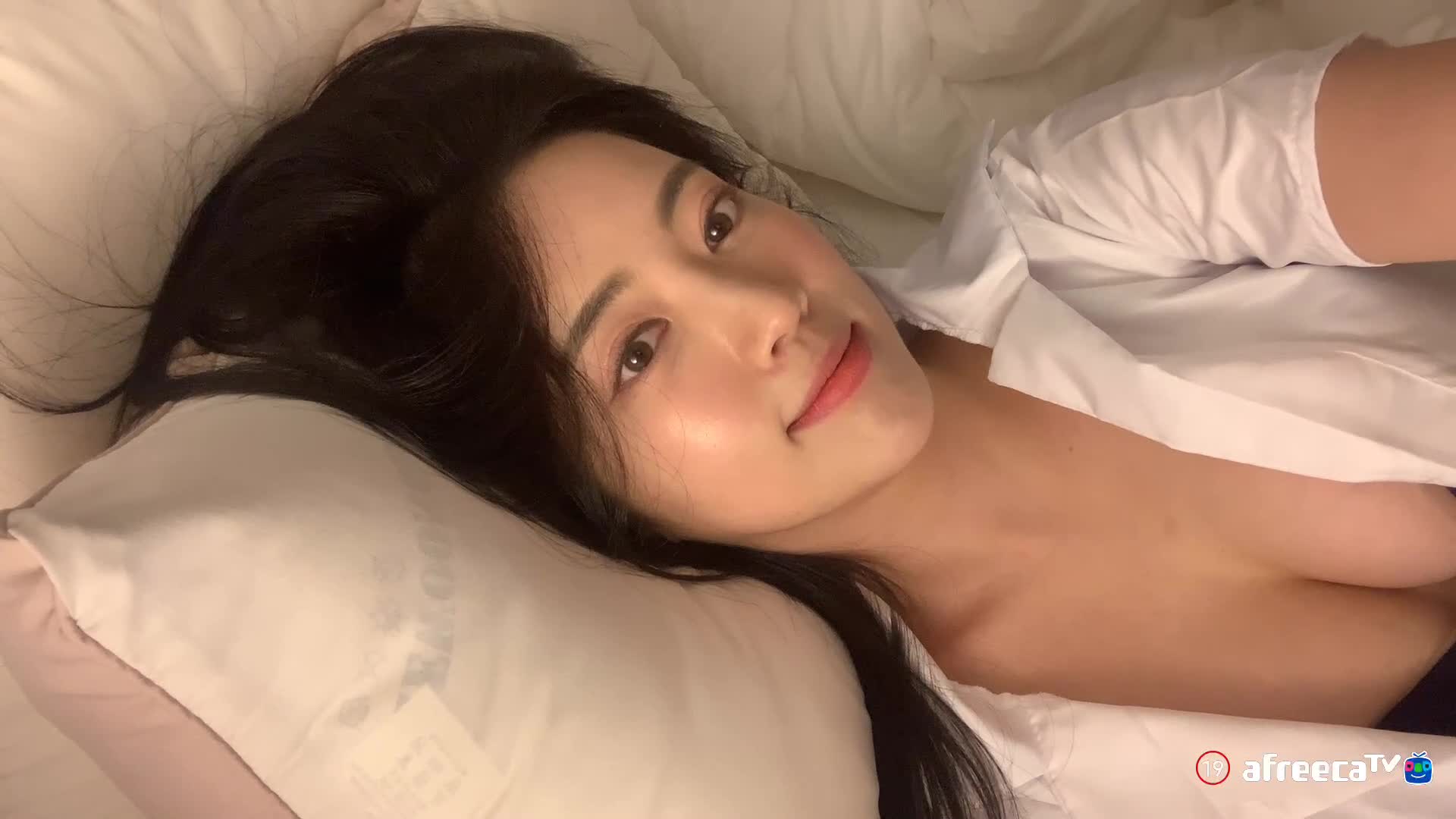 Video 1166593 from 바미 | gys01083 | mostbrighte