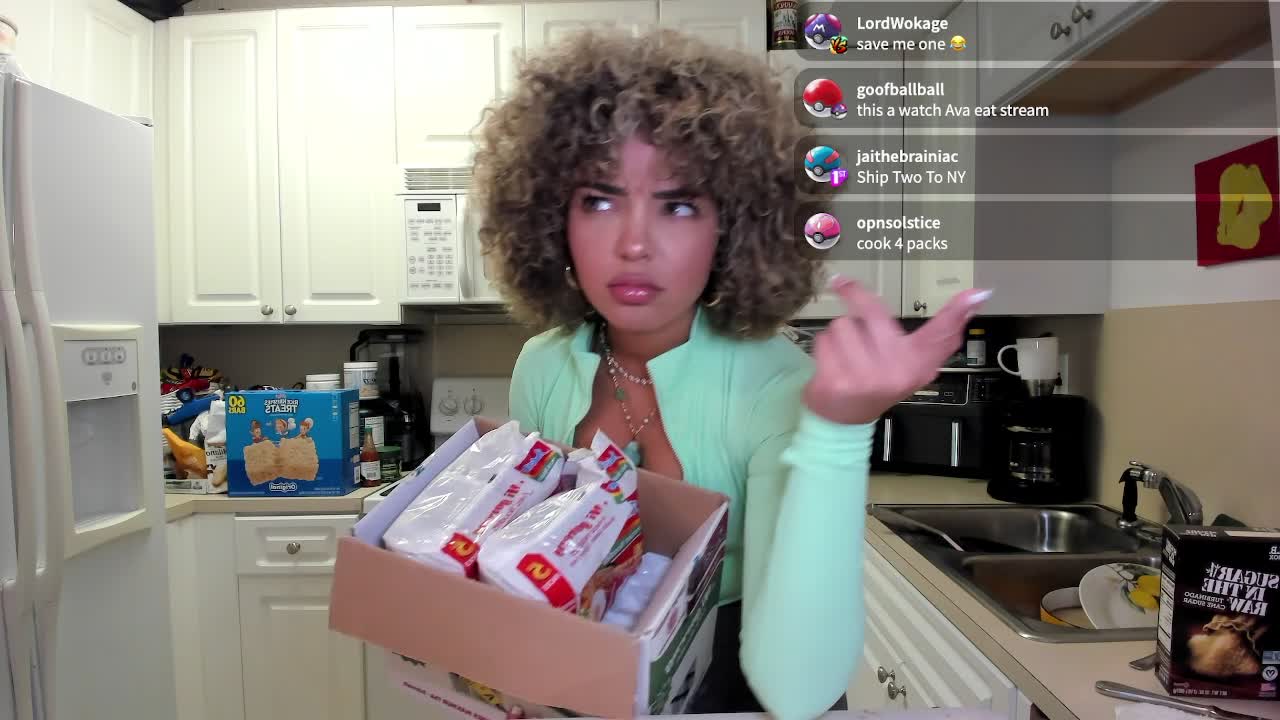 Video 1168927 from Avanti - Avazura - twitch streamer