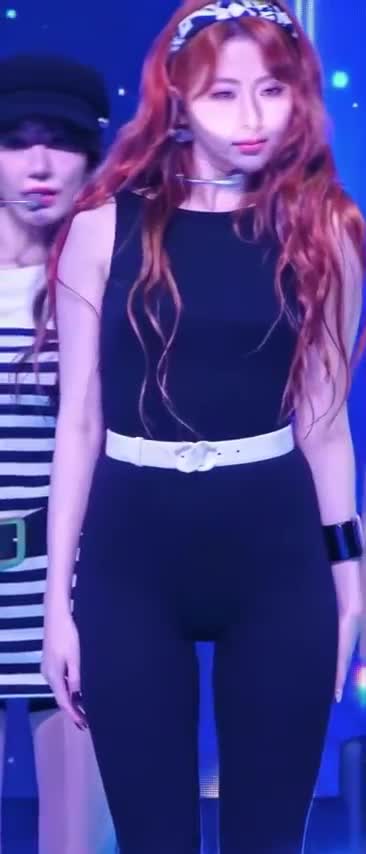 Video 1171043 from Huh Yunjin 허윤진 | LESSERAFIM