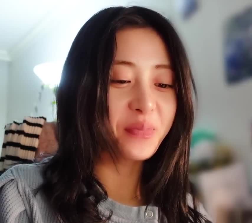 Video 1171056 from Huh Yunjin 허윤진 | LESSERAFIM