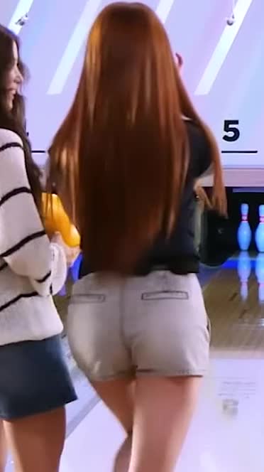 Video 1171094 from Huh Yunjin 허윤진 | LESSERAFIM