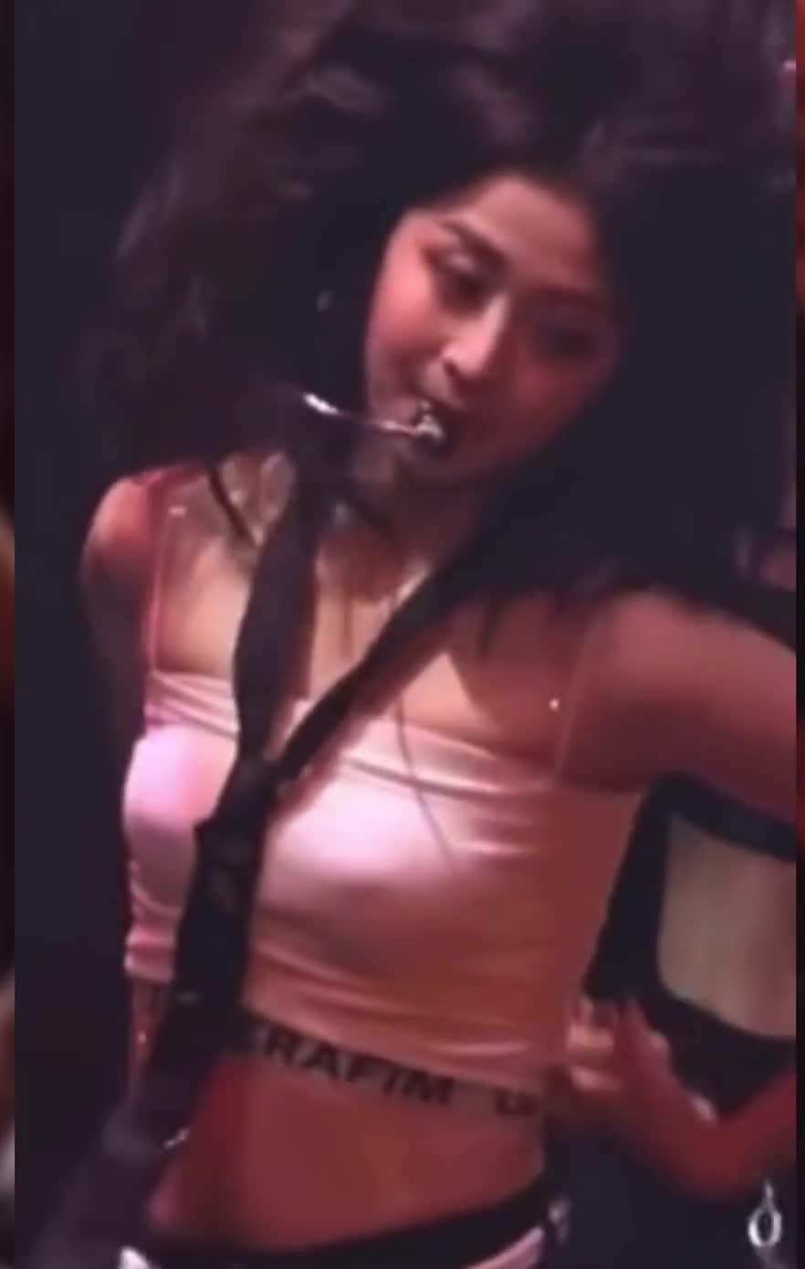 Video 1171096 from Huh Yunjin 허윤진 | LESSERAFIM