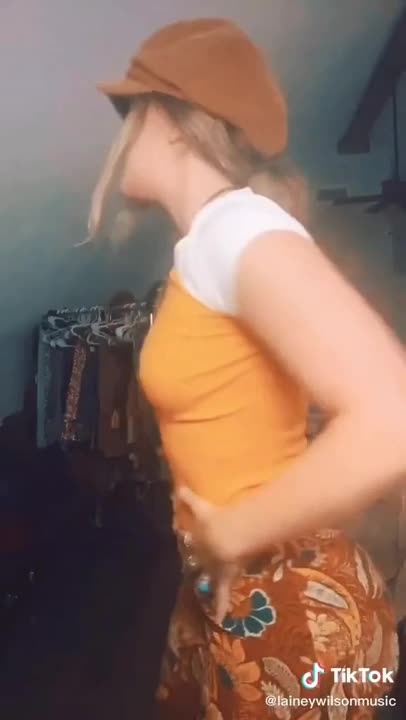 Video 1171138 from Lainey Wilson