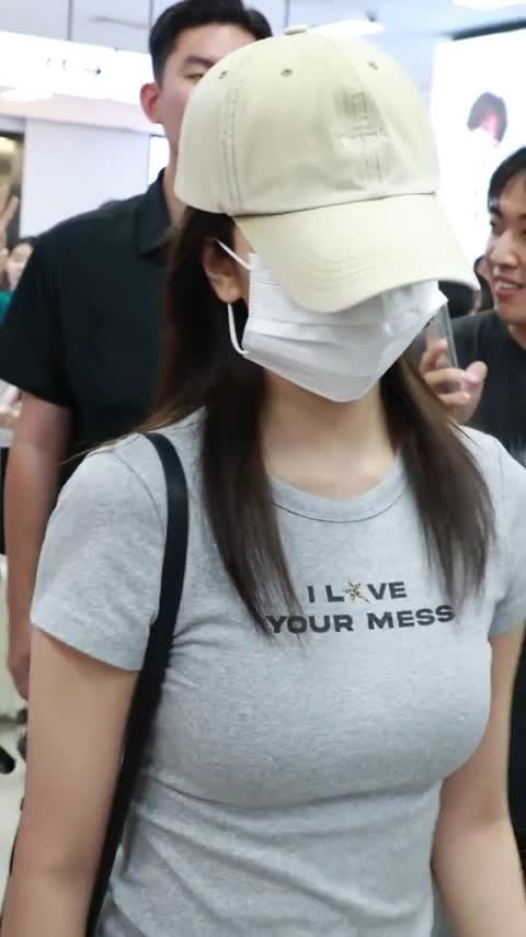 Video 1173288 from An Yujin 안유진 | YUJIN