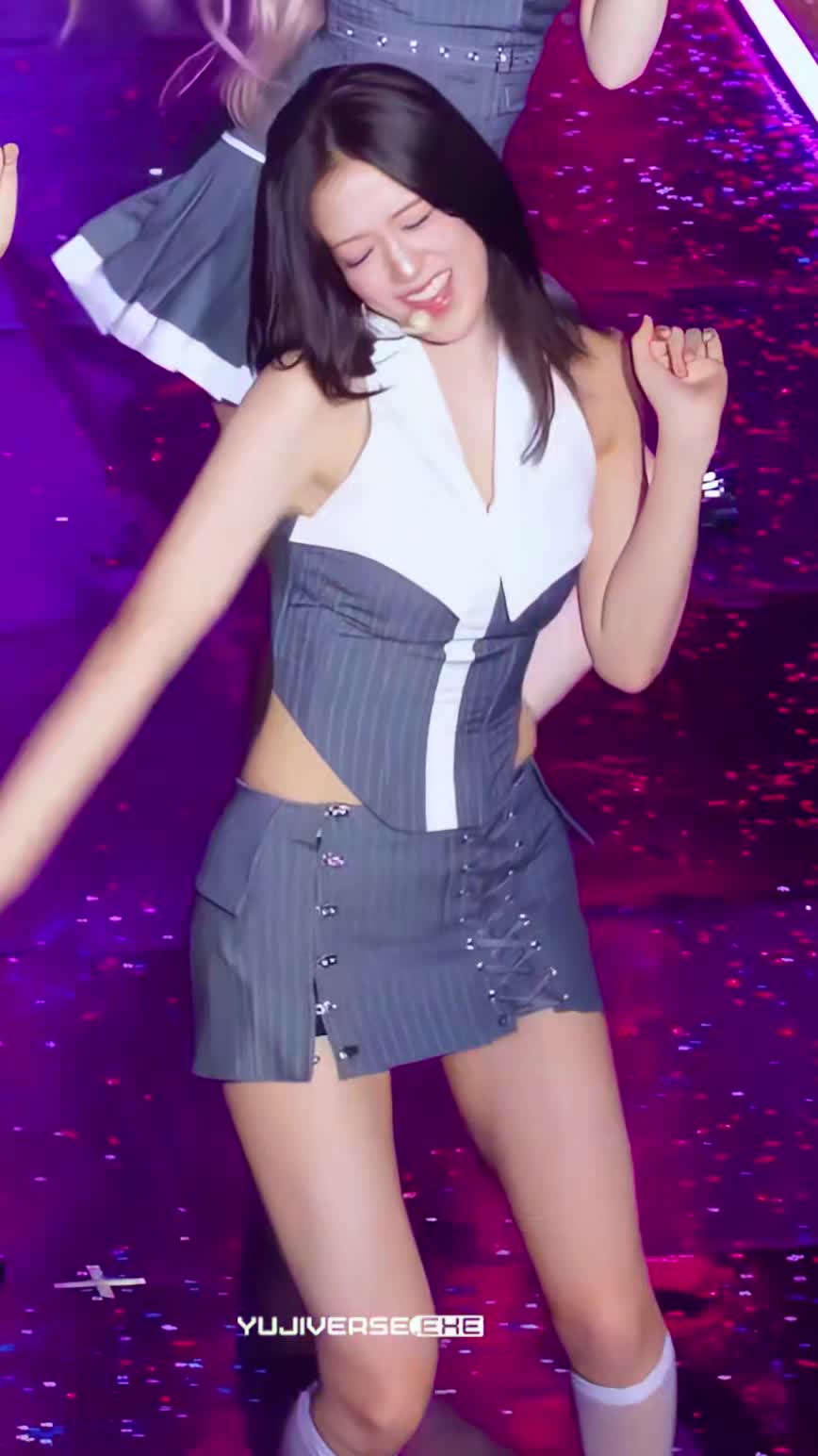 Video 1173291 from An Yujin 안유진 | YUJIN