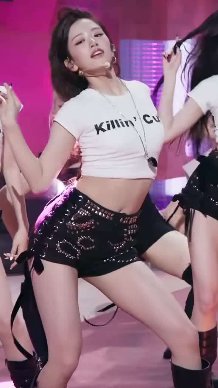 Video 1173293 from An Yujin 안유진 | YUJIN