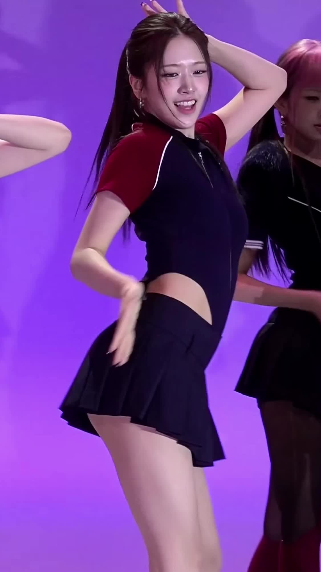 Video 1173300 from An Yujin 안유진 | YUJIN