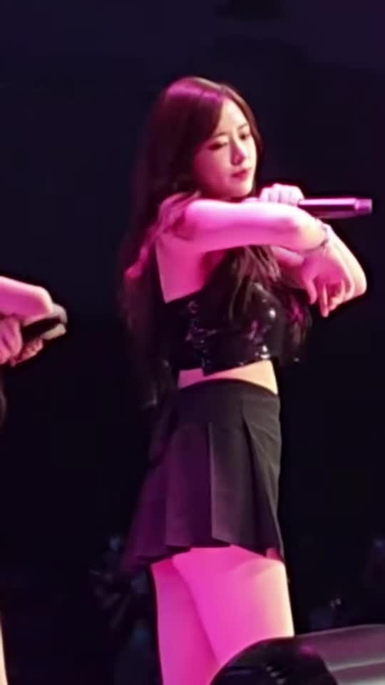 Video 1173307 from An Yujin 안유진 | YUJIN