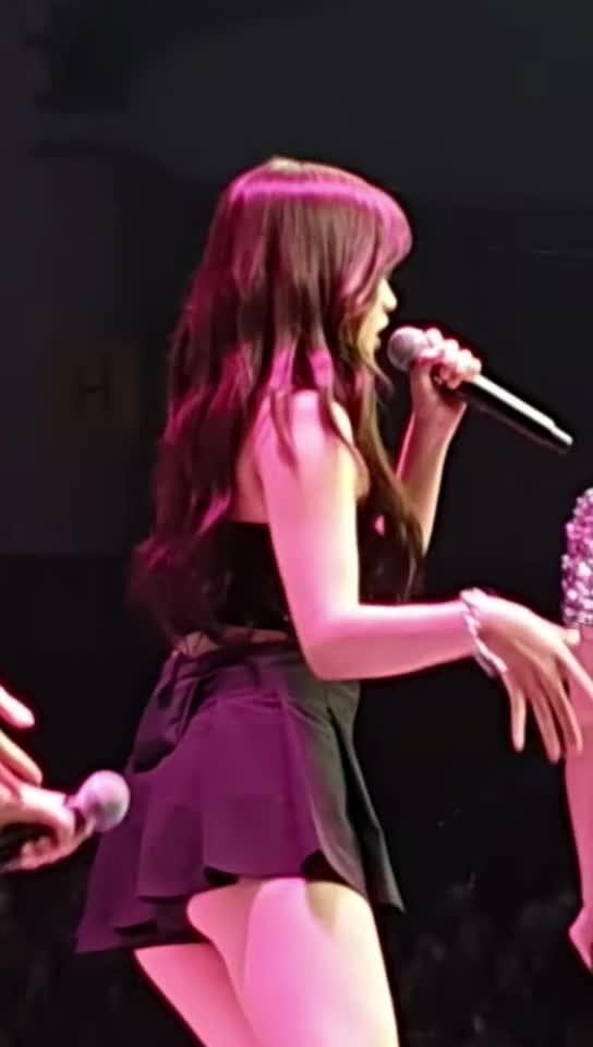 Video 1173305 from An Yujin 안유진 | YUJIN