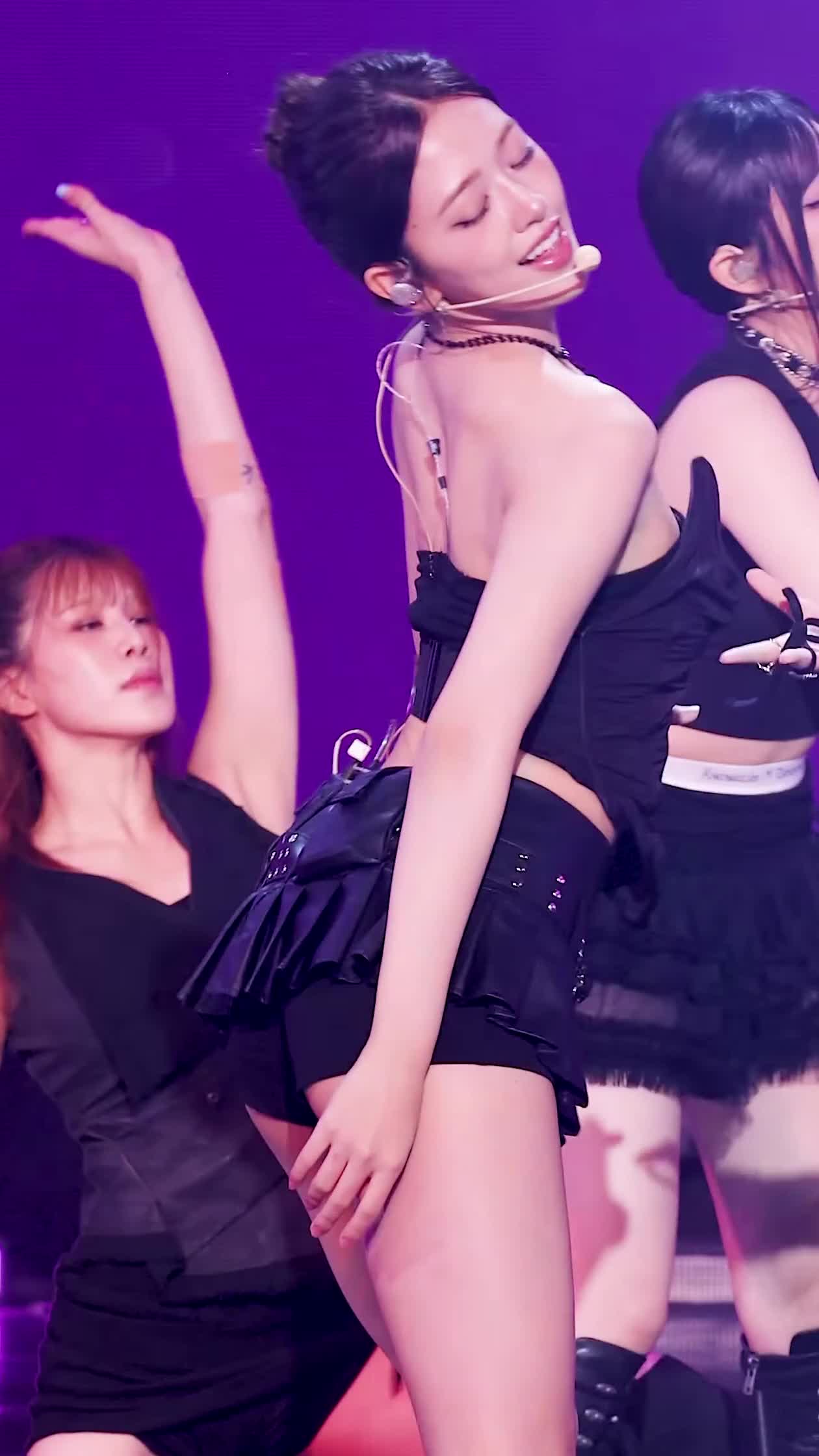 Video 1173314 from An Yujin 안유진 | YUJIN