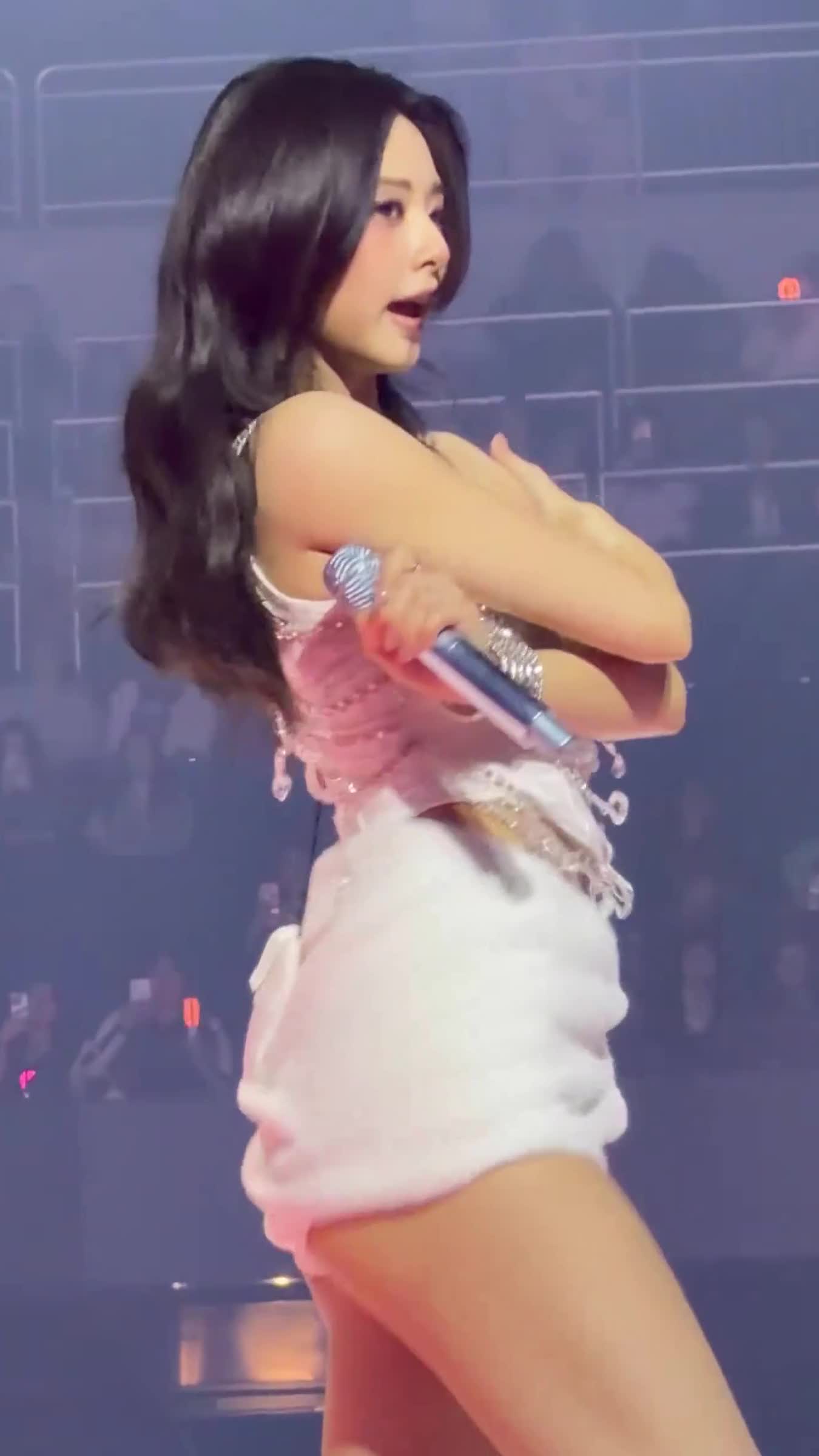 Video 1173638 from Tzuyu (Chiu Chú-jû) | Twice