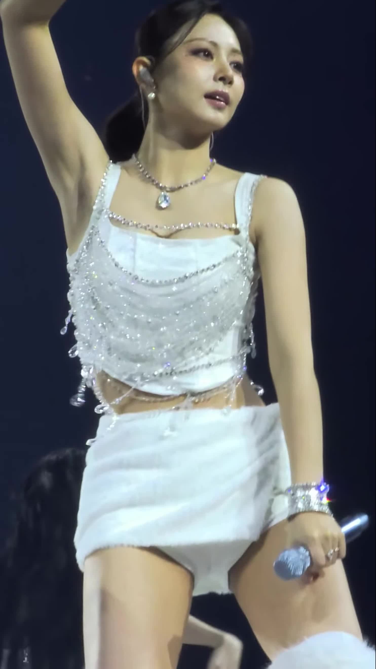 Video 1173661 from Tzuyu (Chiu Chú-jû) | Twice