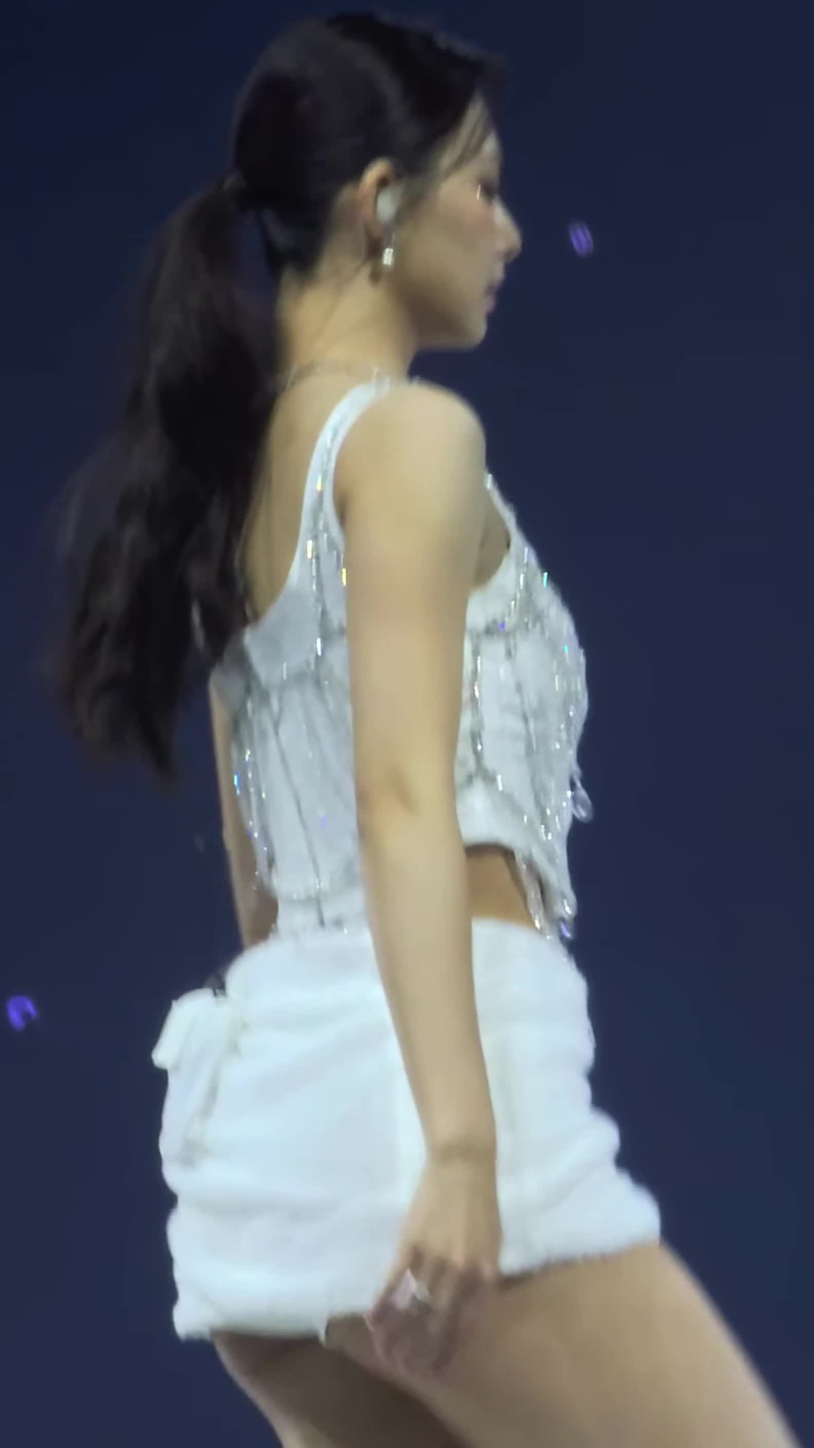 Video 1173662 from Tzuyu (Chiu Chú-jû) | Twice