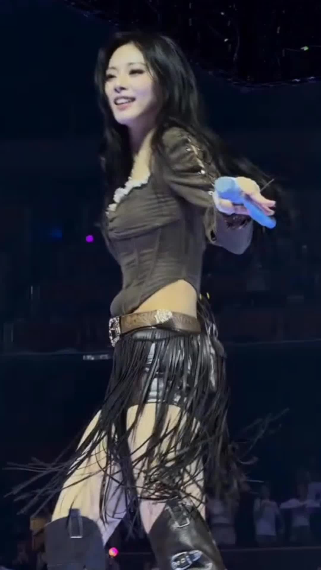 Video 1173697 from Tzuyu (Chiu Chú-jû) | Twice