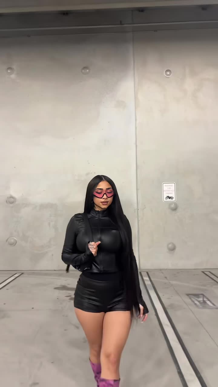 Video 1173732 from Paloma Mami