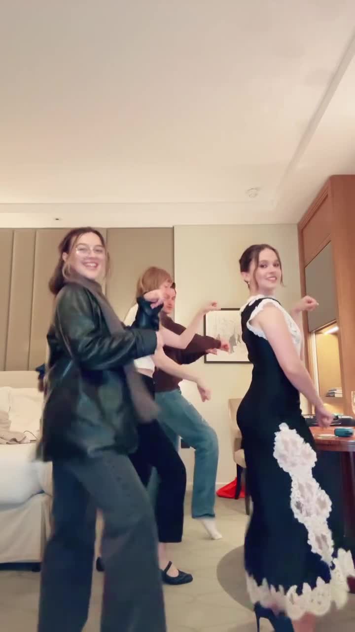 Video 1173776 from Cailee Spaeny