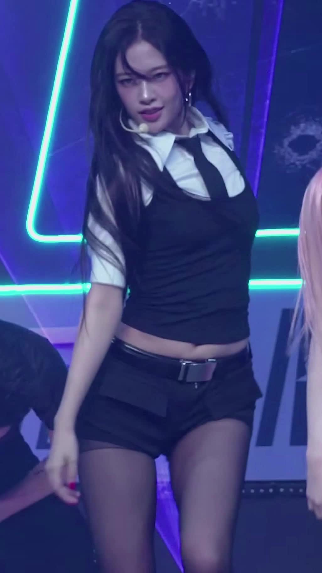 Video 1173818 from An Yujin 안유진 | (An) IVE