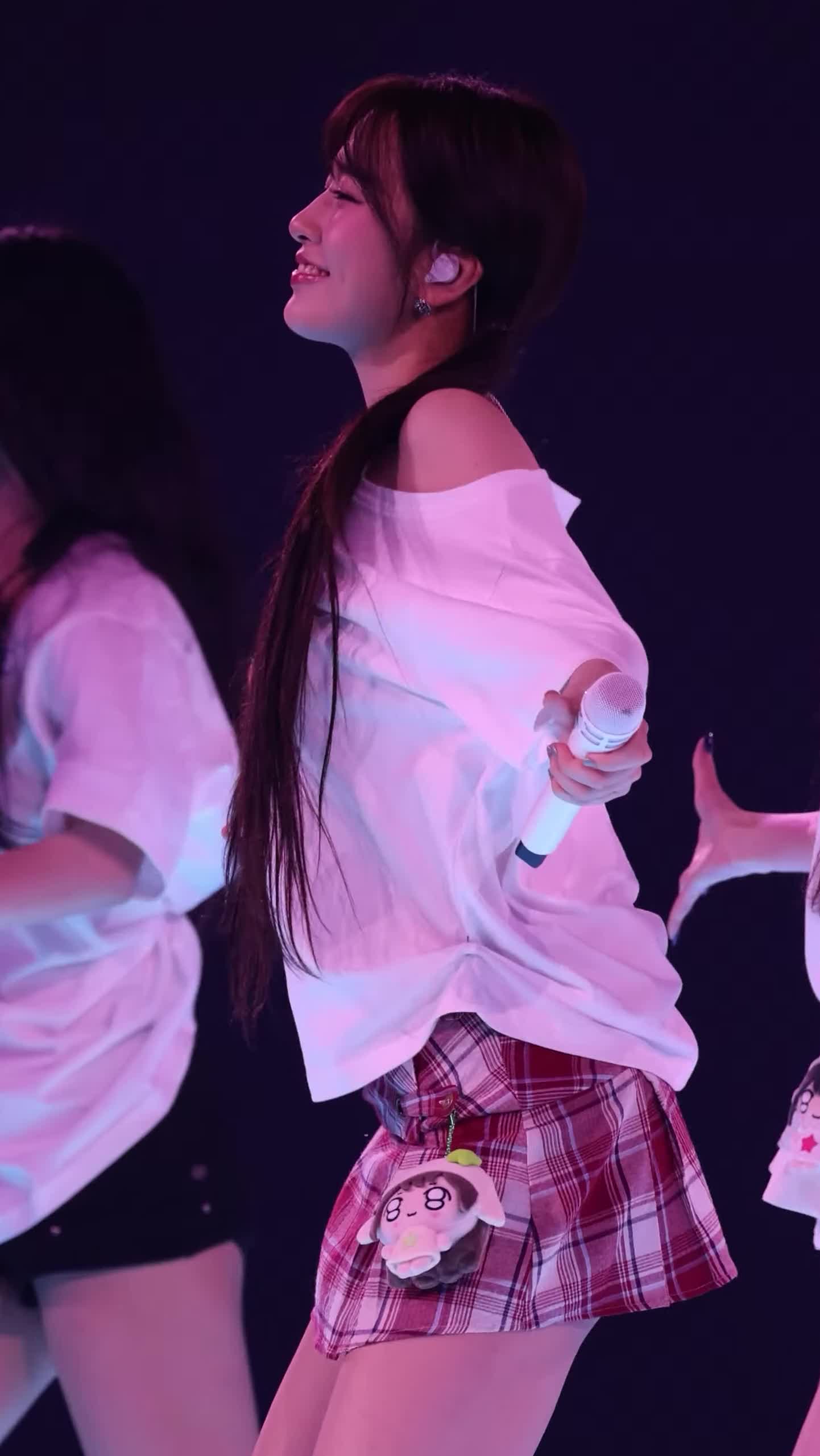 Video 1173828 from An Yujin 안유진 | (An) IVE