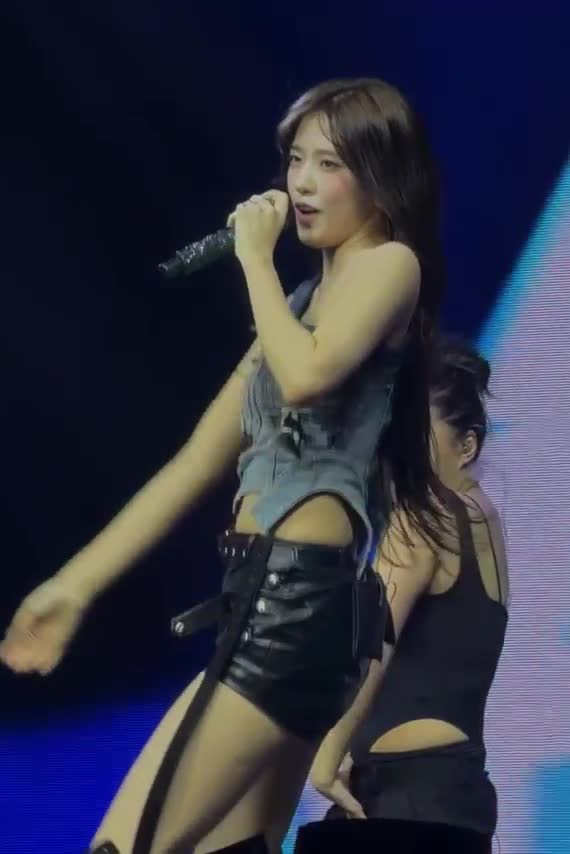 Video 1173838 from An Yujin 안유진 | (An) IVE