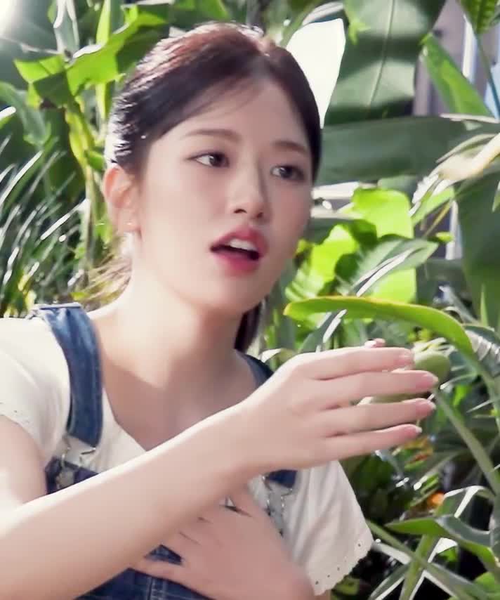 Video 1173855 from An Yujin 안유진 | (An) IVE