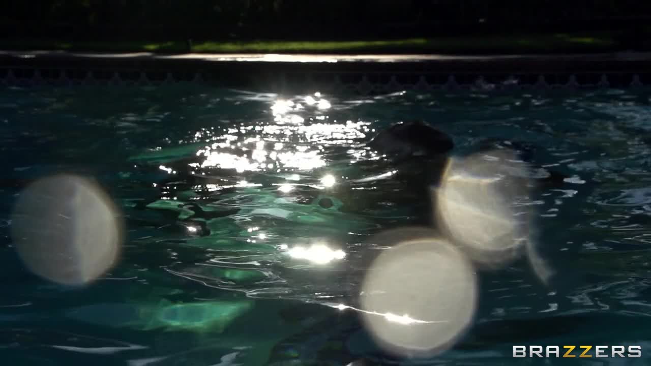 Video 1195743 from Anikka Albrite