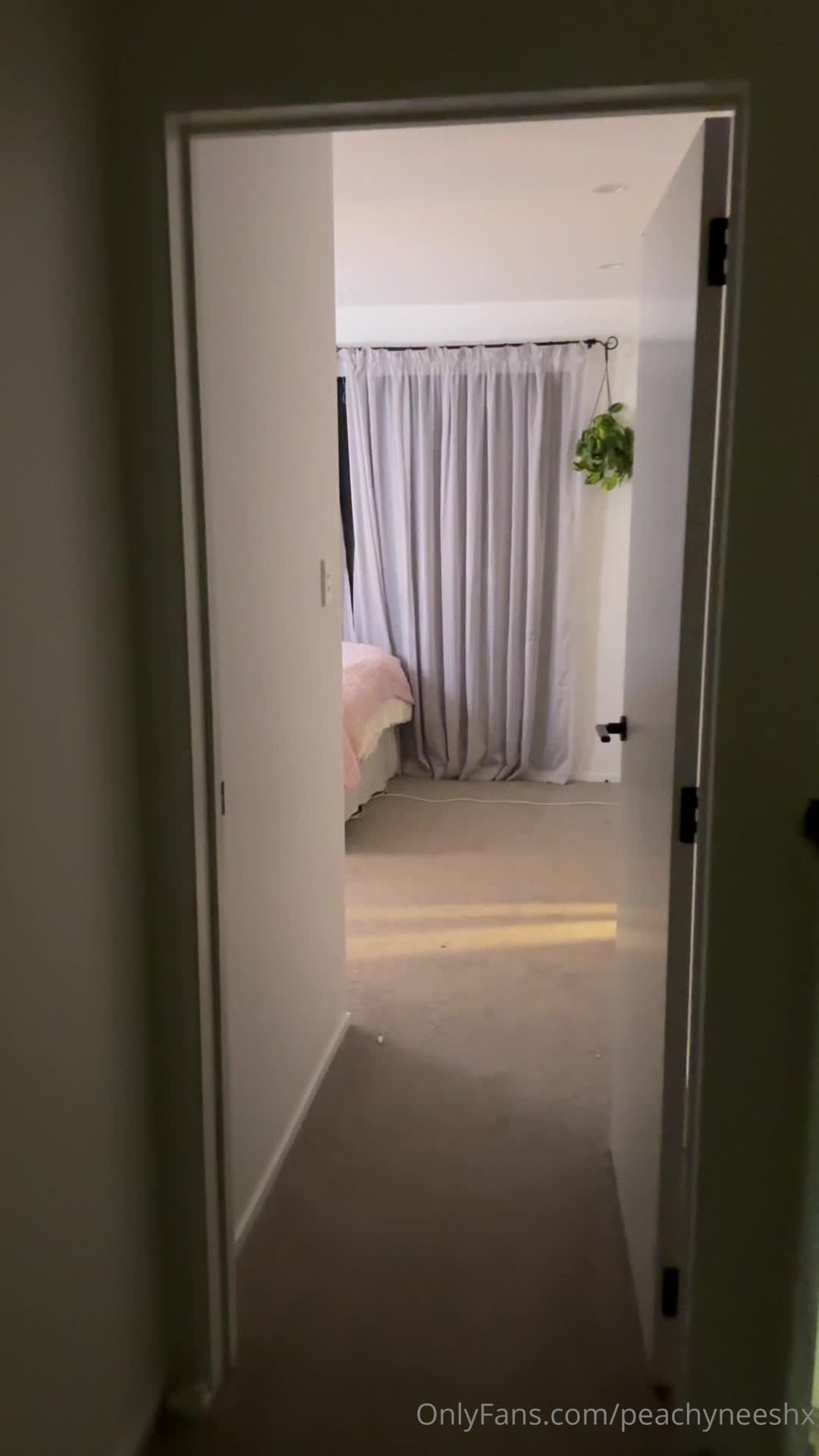 Video 1201558 from peachyneeshx