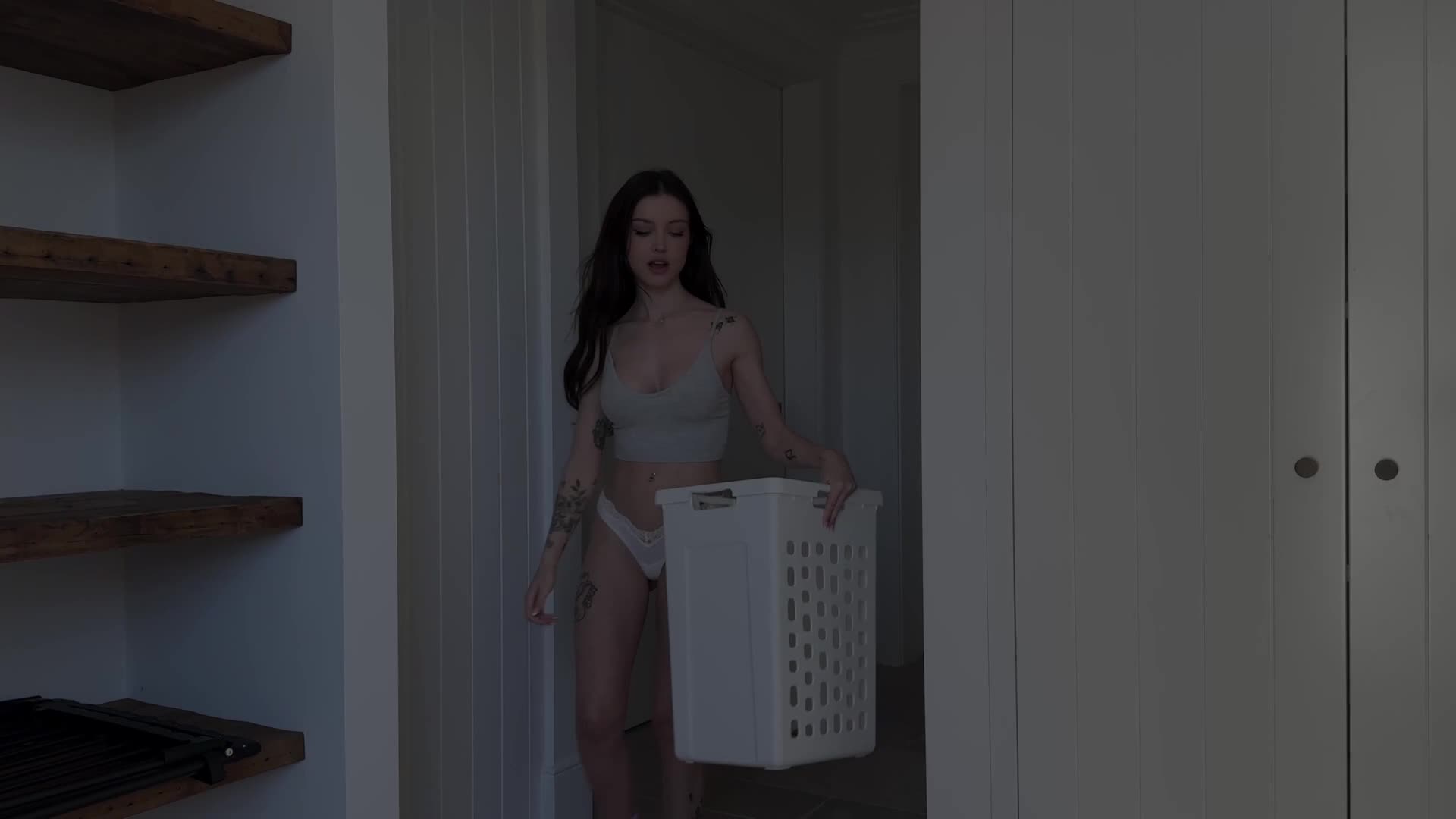 Video 1301932 from Dainty Wilder