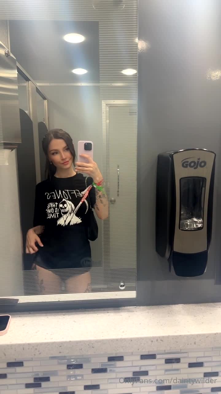 Video 1302431 from Dainty Wilder