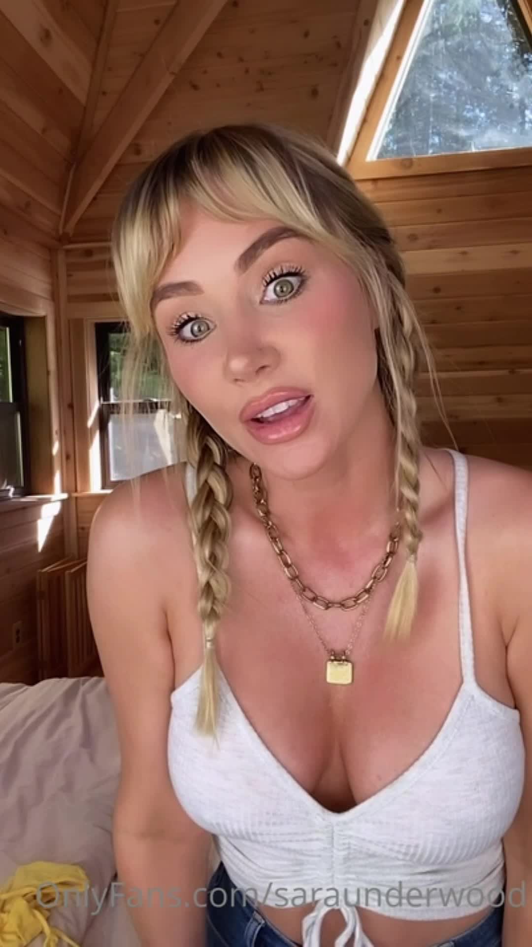 Video 1304658 from Sara Jean Underwood / Saraunderwood