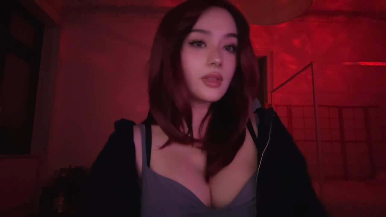 Video 1305689 from JadeyAnh | vylerria